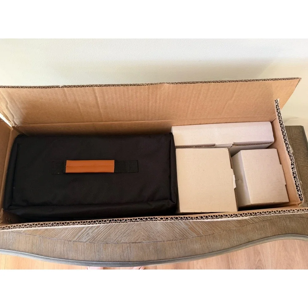 Orion Transporter 70mm Min-EQ Refractor Telescope Kit 09859 New In Box